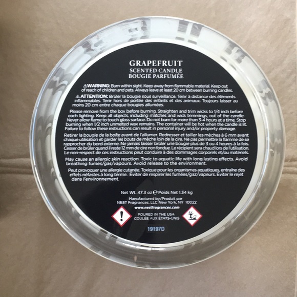 *SOLD* Nest Fragrances Grapefruit 4 Wick Candle - Picture 4 of 5